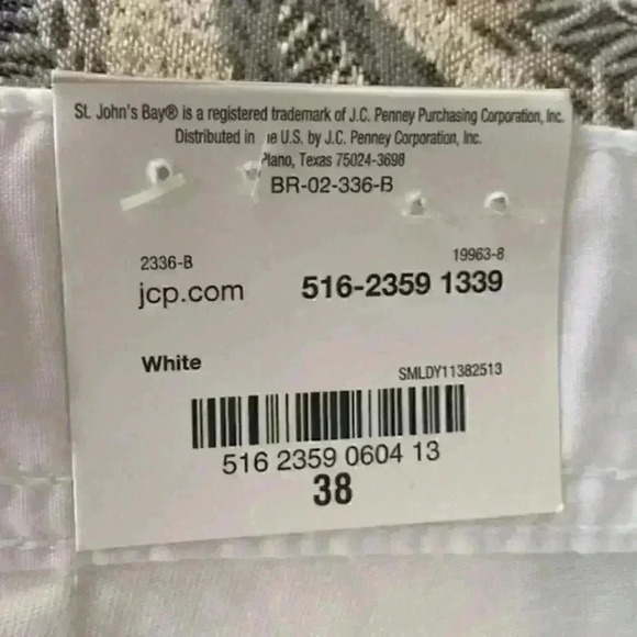 St John’s Bay shorts NWT - Picture 3 of 5